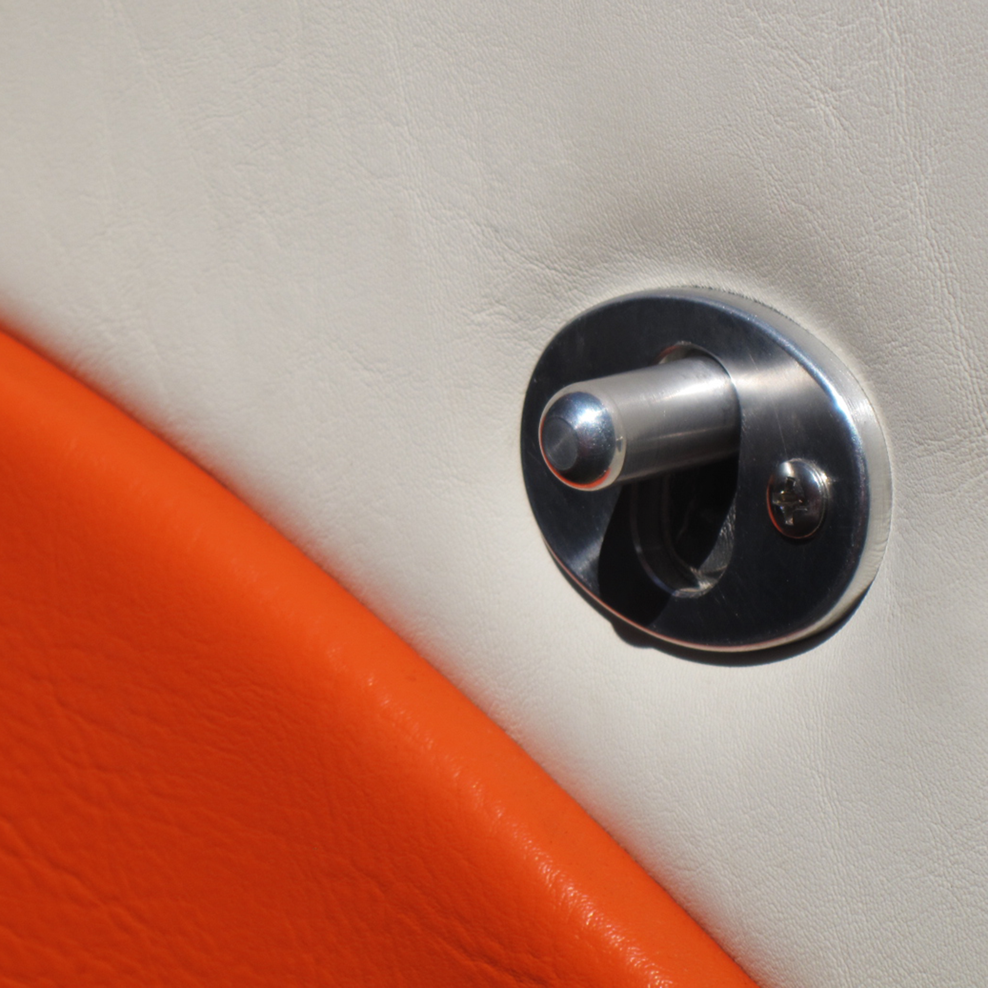 Bear Claw Knob Latch Release
