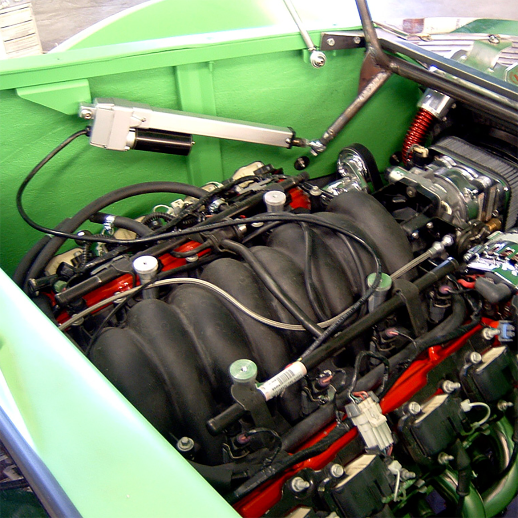 Linear Actuator Installed in Hood
